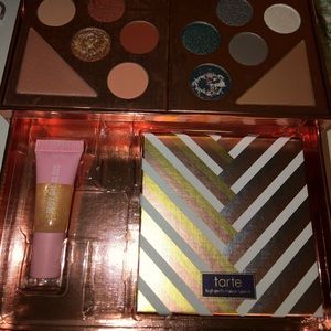 Rose Gold Tarte Mine Travel Pallets